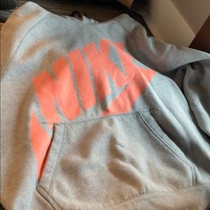Sweat shirt